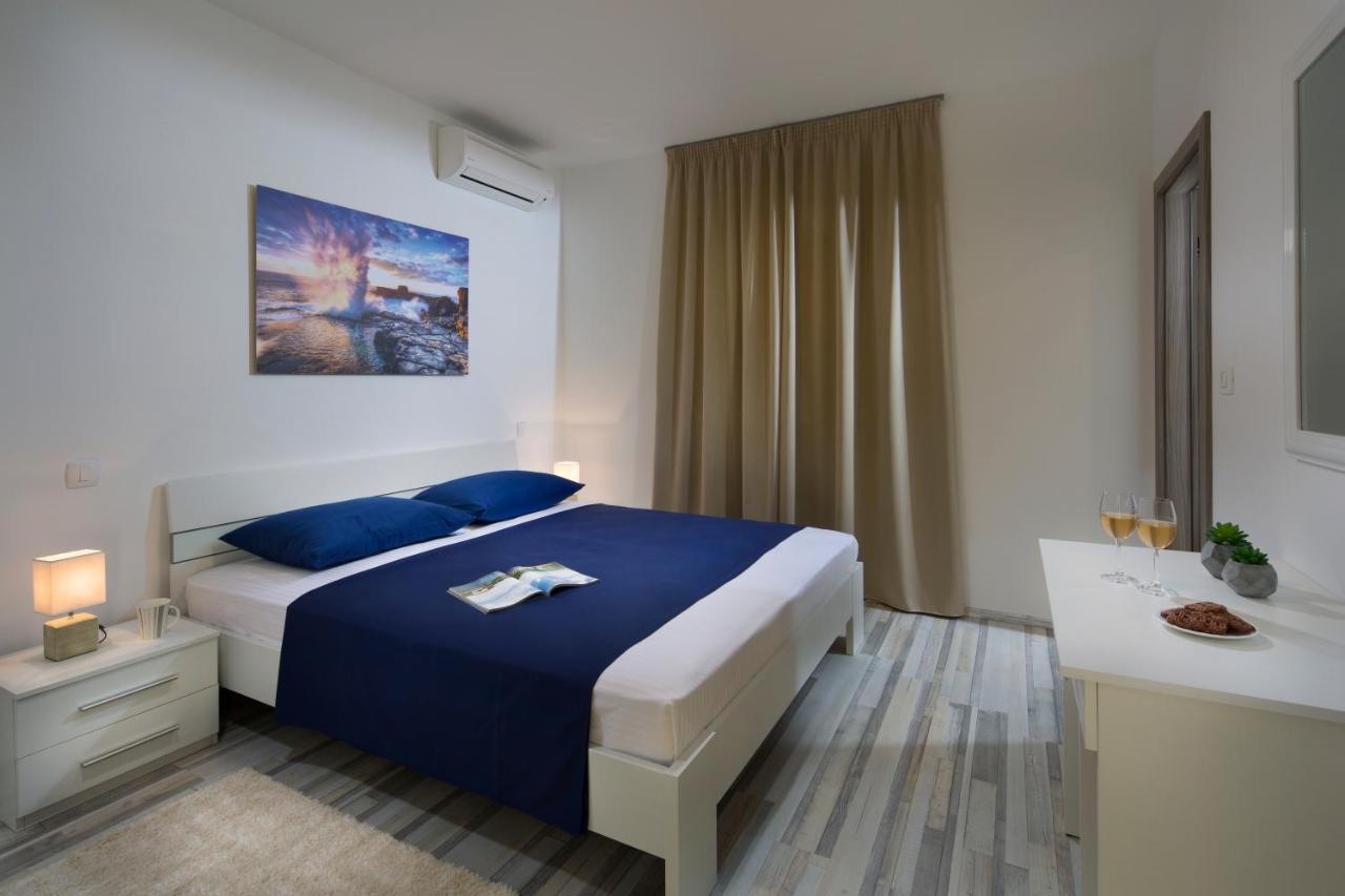 Villa Bella Vista Koromačno Eksteriør bilde