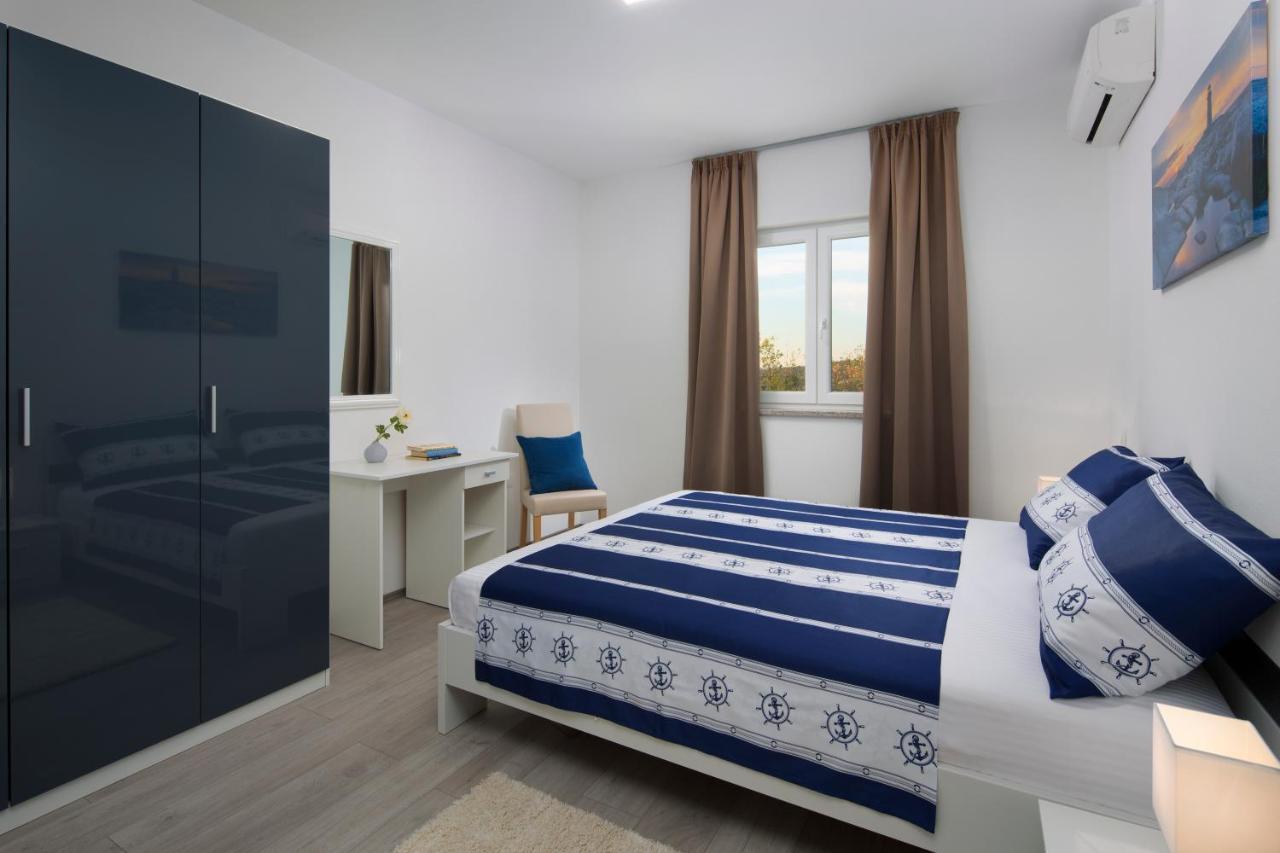 Villa Bella Vista Koromačno Eksteriør bilde