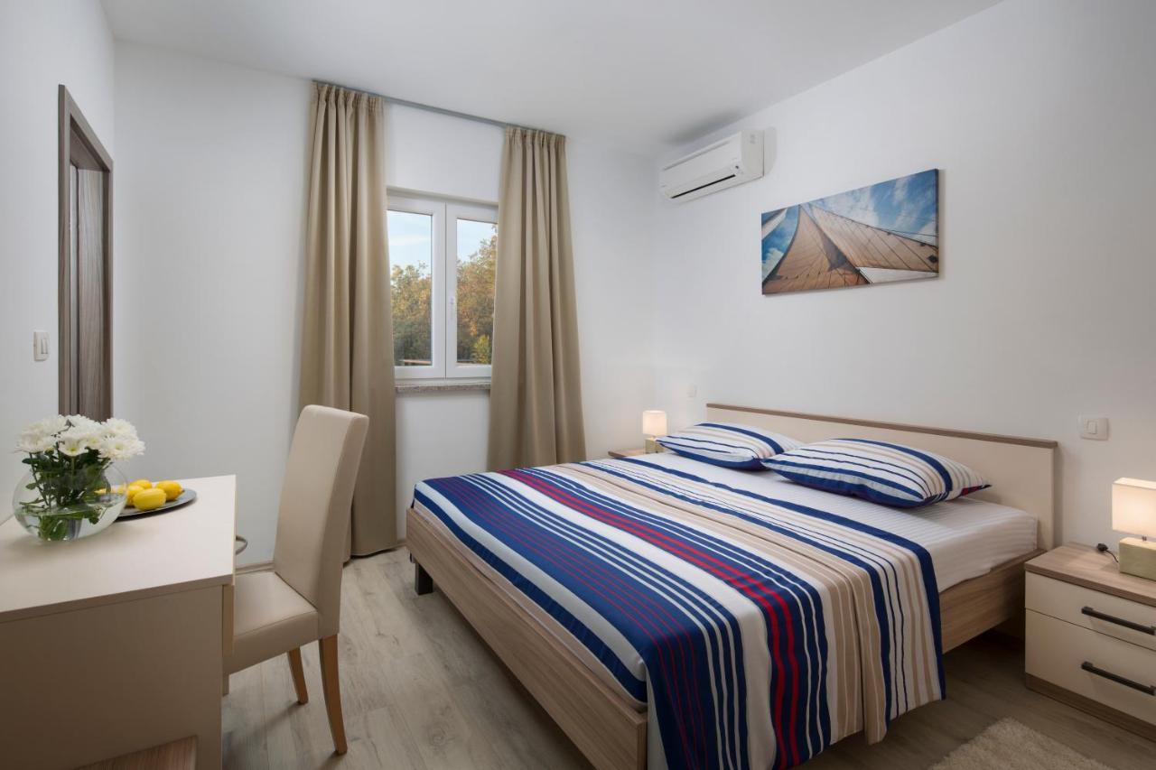 Villa Bella Vista Koromačno Eksteriør bilde